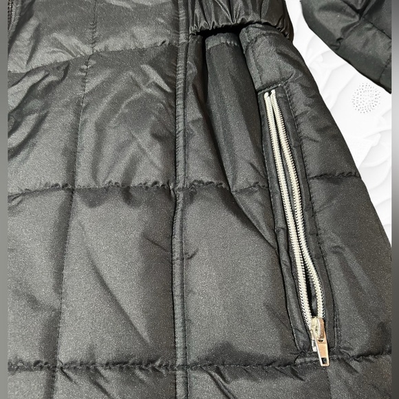 Women’s winter quilted long coat - Picture 3 of 16